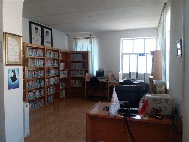 نمای داخل کتابخانه 1